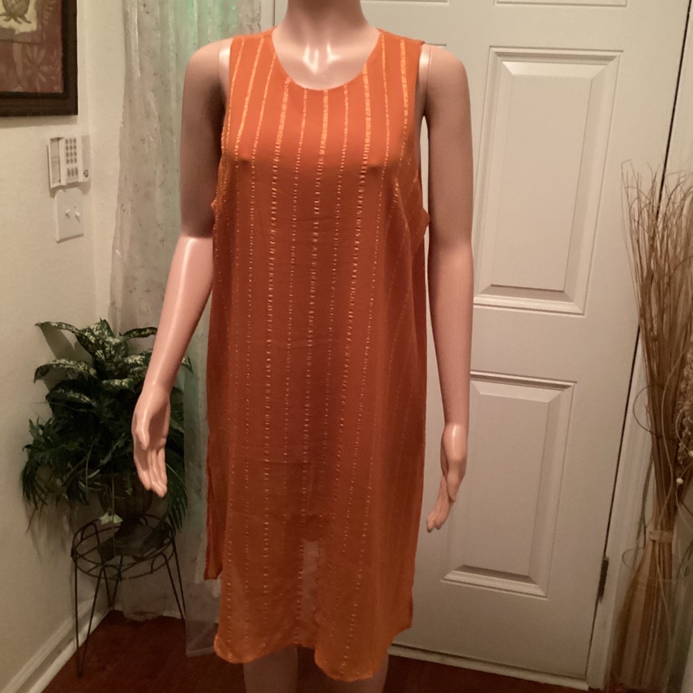 SIGNATURE COLLECTION TOP